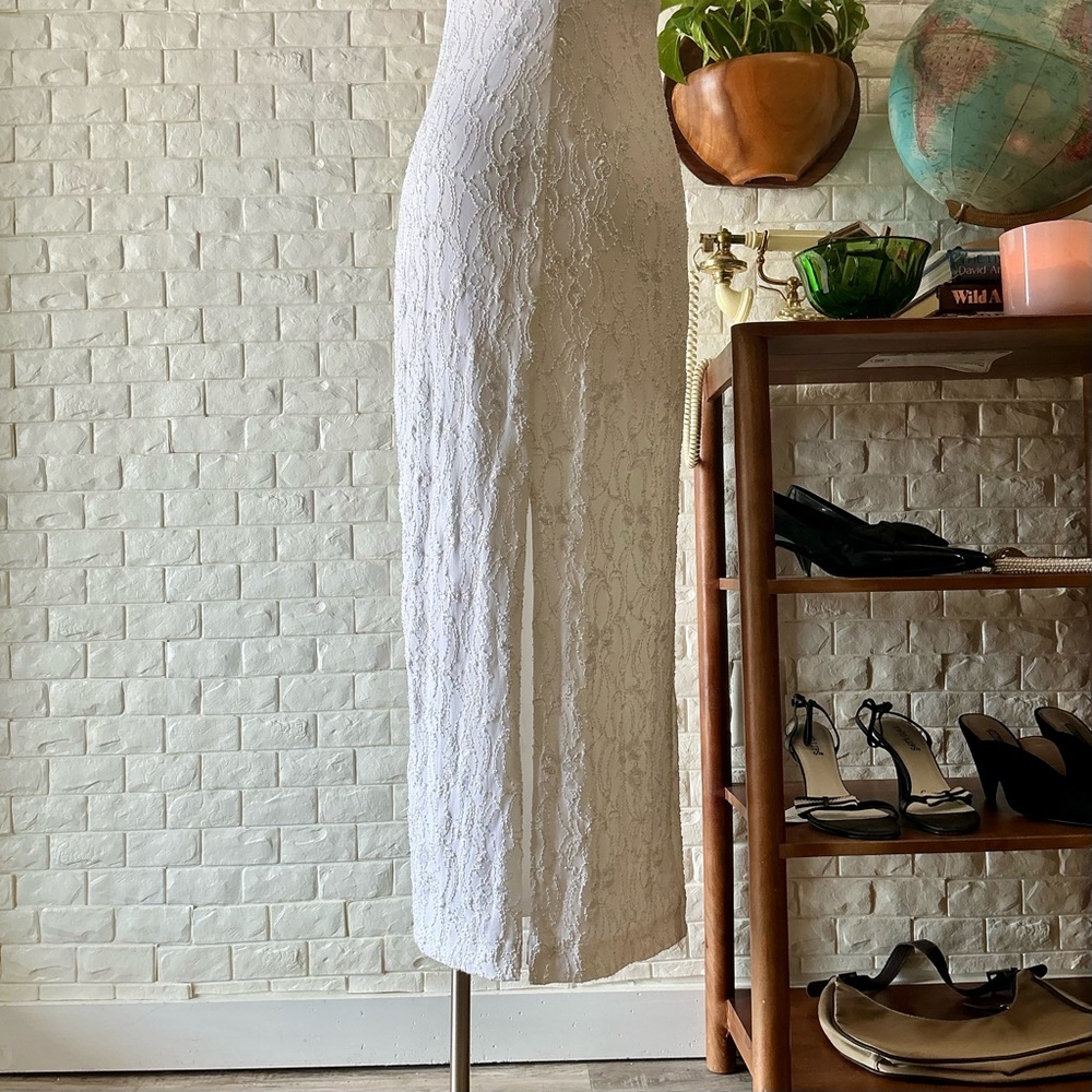 Vintage 1990s White Lace Overlay Bodycon Formal Dress Side Cut-Outs Scoop Back - Picture 11 of 14